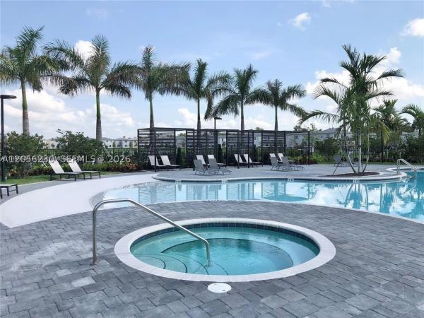 The Riviera, 2737 SE 17th St, Homestead, Florida 33035, image 1