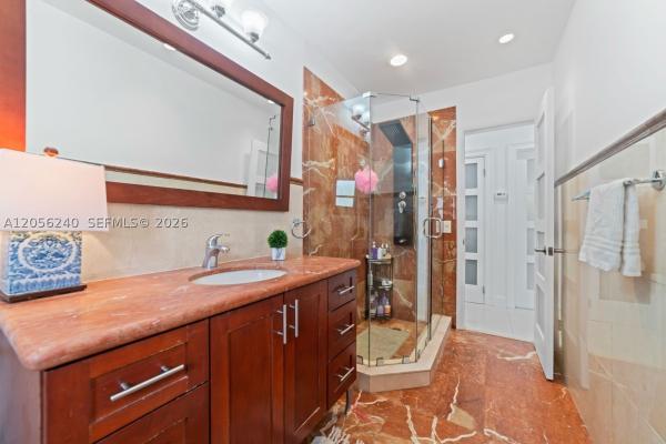 Pickwick Lake Estates, 930 NE 182nd Ter, North Miami Beach, Florida 33162, image 1