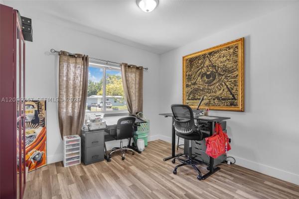 Chateau Park, 1330 NW 11th St, Fort Lauderdale, Florida 33311, image 3