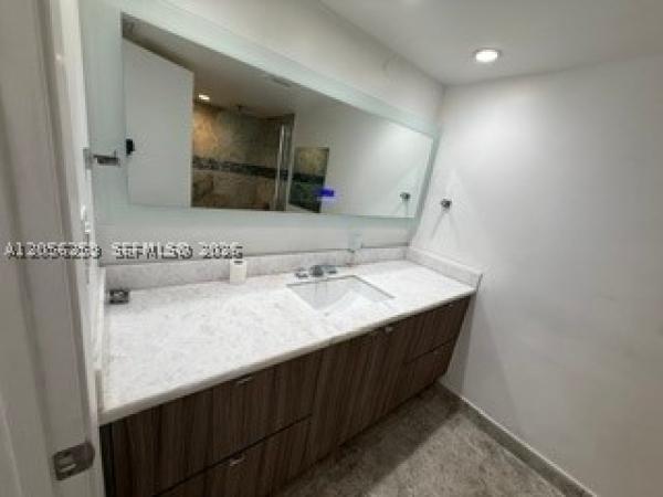 1670 NE 191st St #302-3, Unincorporated Dade County, Florida 33179, image 1