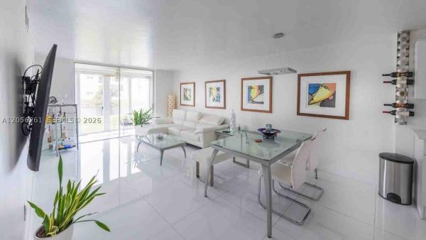 Sunrise Lakes 1, 2931 E Sunrise Lakes Dr #109, Sunrise, Florida 33322, image 2