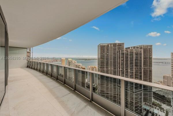 Epic Hotel & Residences, 200 Biscayne Boulevard Way #5104, Miami, Florida 33131, image 2