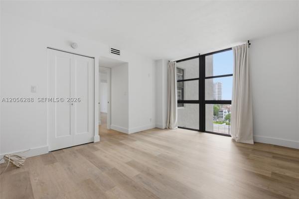 Tower At Biscayne Cove, 18181 NE 31st Ct #807, Aventura, Florida 33160, image 3