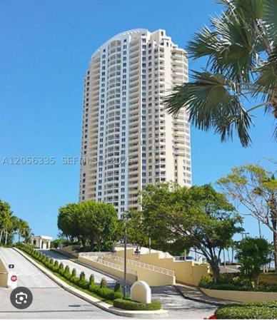 Two Tequesta Point, 808 Brickell Key Dr #1202, Miami, Florida 33131, image 2