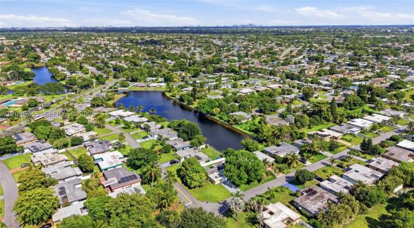 Vanguard Village 15, Tamarac, Florida 33321, image 1