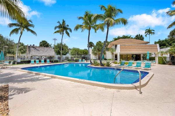 Sunrise Point, 8261 SW 128th St #207, Pinecrest, Florida 33156, image 1
