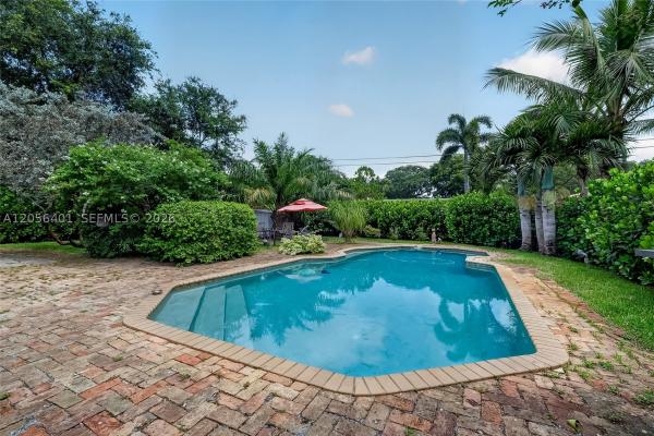 Dunnings Miami Shores, 101 NE 107th St, Miami Shores, Florida 33161, image 2