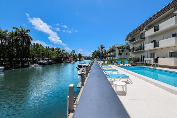 Admiral Farragut, 6815 Edgewater Dr #201, Coral Gables, Florida 33133, image 3