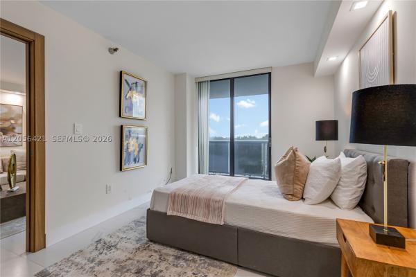 Waterview 1, 20505 E Country Club Dr #532, Aventura, Florida 33180, image 3