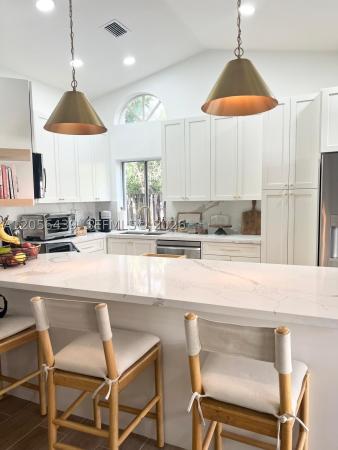 Garden Homes At Country Isles, 1285 Seagrape Cir, Weston, Florida 33326, image 2