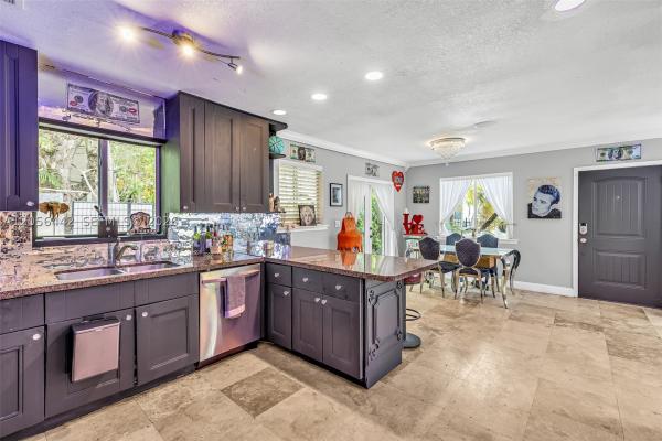 Shadowlawn, 121 NW 47th St, Miami, Florida 33127, image 2
