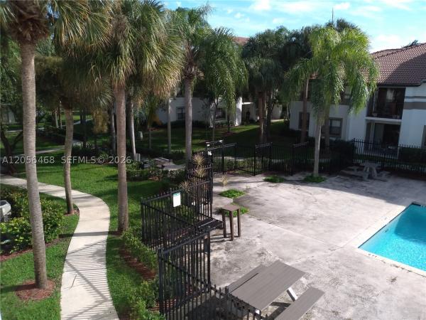 Hollywood Parc, 570 S Park Rd #35-6, Hollywood, Florida 33021, image 1