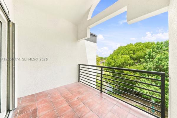 9735 Fontainebleau Blvd #G310, Unincorporated Dade County, Florida 33172, image 2