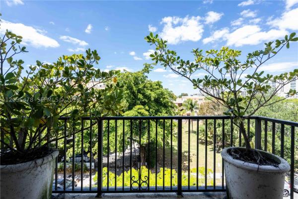 300 Majorca, 300 Majorca Ave #302, Coral Gables, Florida 33134, image 2