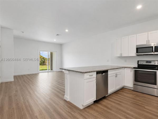 2224 Kenneth Ave S, Lehigh Acres, Florida 33973, image 3