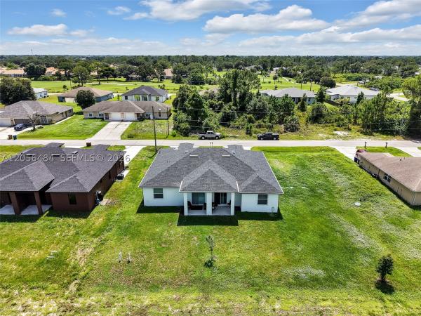 2224 Kenneth Ave S, Lehigh Acres, Florida 33973, image 2