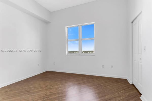 360, 7900 Harbor Island Dr #PH-19, North Bay Village, Florida 33141, image 2