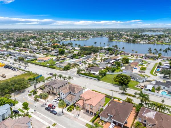 18031 NW 87th Ct, Hialeah, Florida 33018, image 2