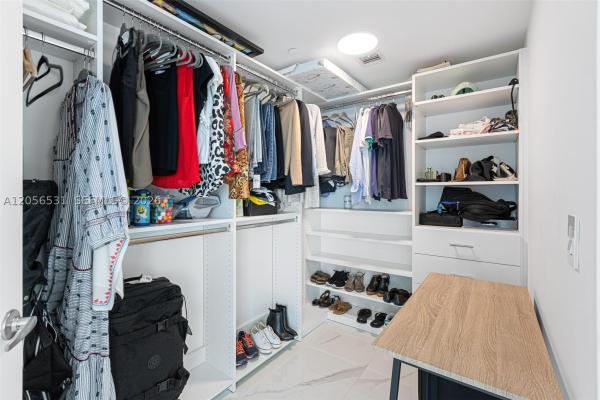 The Plaza On Brickell East, 950 Brickell Bay Dr #2210, Miami, Florida 33131, image 1