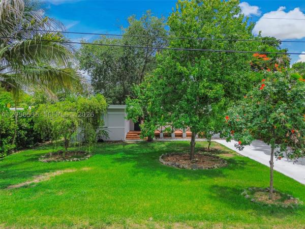 Biscayne Lawn, 1012 NE 116th St, Biscayne Park, Florida 33161, image 1