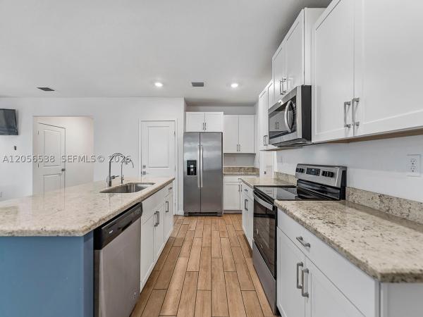 Royal Homes West, 501 NE 6th Ct, Florida City, Florida 33034, image 1
