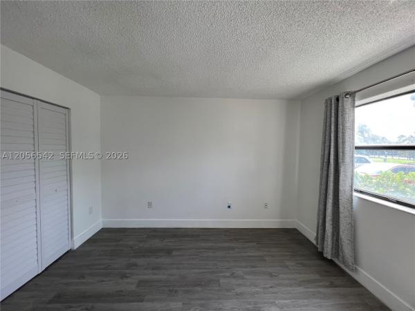 7235 NW 179th St #104, Hialeah, Florida 33015, image 2