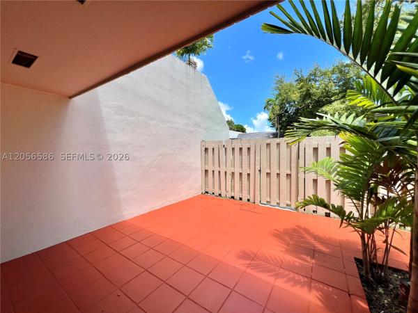8111 SW 81st Pl, Unincorporated Dade County, Florida 33143, image 2