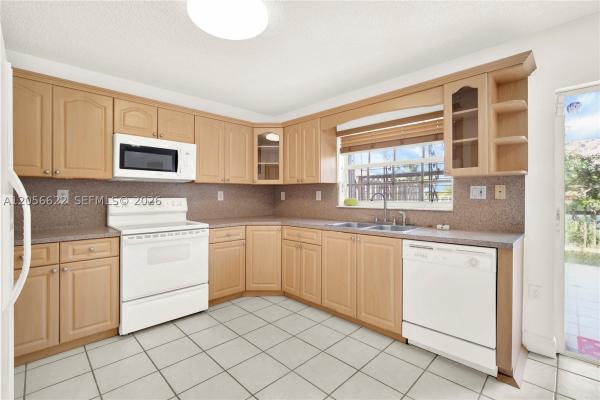 16301 SW 100th Ter #., Unincorporated Dade County, Florida 33196, image 2