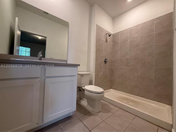 Regal Palm Square, 721 SW 11th St, Florida City, Florida 33034, image 2