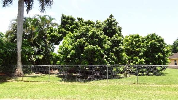 4 Av NE 152nd St, Unincorporated Dade County, Florida 33162, image 2
