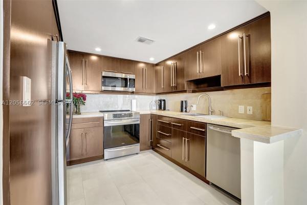 Eldorado Towers, 3675 N Country Club Dr #2310, Aventura, Florida 33180, image 1