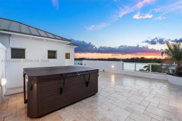 White Sands Beach, 348 Elm St #B-10, Hollywood, Florida 33019, image 2