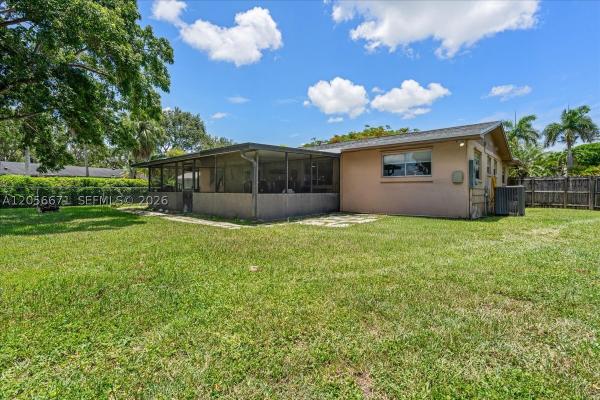 27305 SW 162nd Ct, Homestead, Florida 33031, image 2