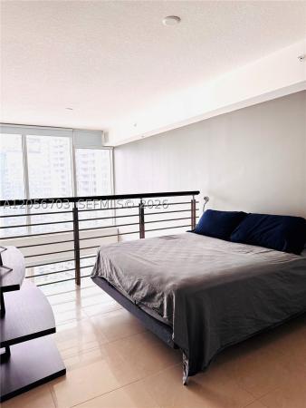 Brickell On The River South Tower, 41 SE 5th St #2204, Miami, Florida 33131, image 3