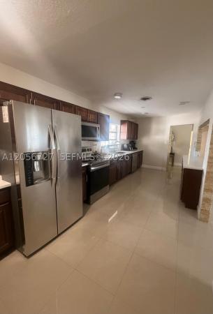 Hollywood Pines, 6790 SW 10th Ct, Pembroke Pines, Florida 33023, image 2