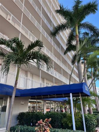 Lincoln Towers, 1300 Lincoln Rd #D304, Miami Beach, Florida 33139, image 2
