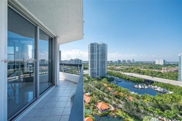 Mystic Pointe Tower 200, 19101 NE 36th Ct #2206, Aventura, Florida 33180, image 1