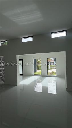935 SW 72nd Ave, Unincorporated Dade County, Florida 33144, image 2