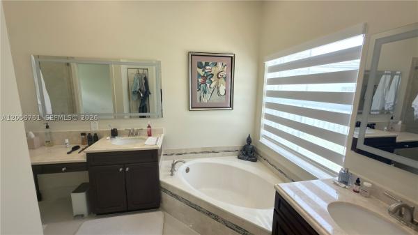 Vista Meadows, 692 Maplewood Ct, Weston, Florida 33327, image 1