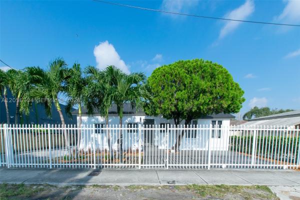 2324 NW 14th Ave, Miami, Florida 33142, image 1
