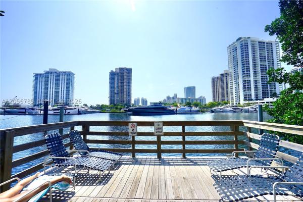 The Yacht Club At Aventura, 19999 E Country Club Dr #1404, Aventura, Florida 33180, image 1