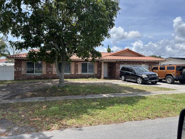 Plantation Park Lakesites, 5240 SW 10th Ct, Plantation, Florida 33317, image 1