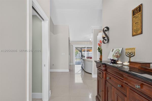 10704 SW 167th St, Unincorporated Dade County, Florida 33157, image 2