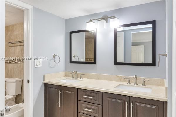 Le Trianon, 6061 Collins Ave #15D, Miami Beach, Florida 33140, image 2
