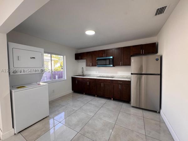 The Pines, 2801 SW 26th St #B, Miami, Florida 33133, image 2