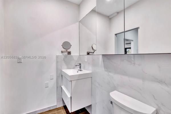 Fulford By The Sea, 2198 NE 183rd St, North Miami Beach, Florida 33179, image 1