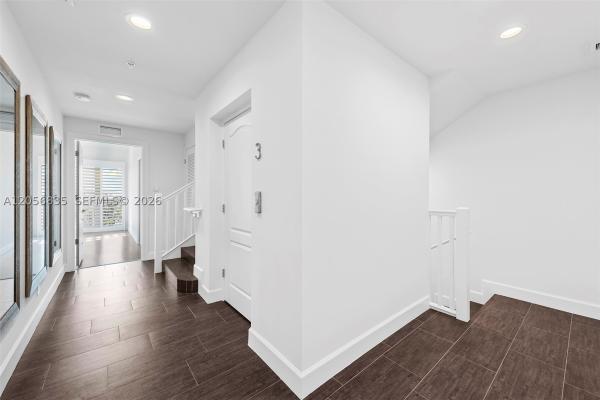 White Sands Beach, 348 Elm St #B-10, Hollywood, Florida 33019, image 2