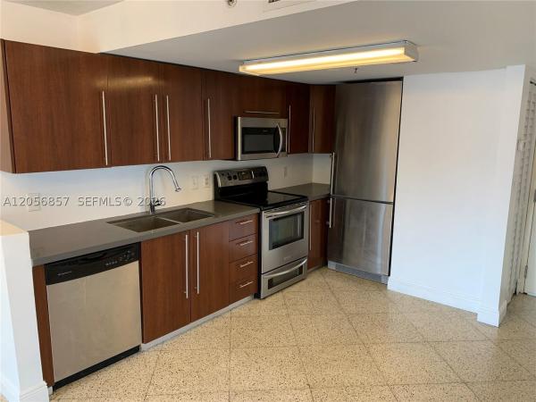 Galiano, 498 SW 2nd St #2C, Miami, Florida 33130, image 2
