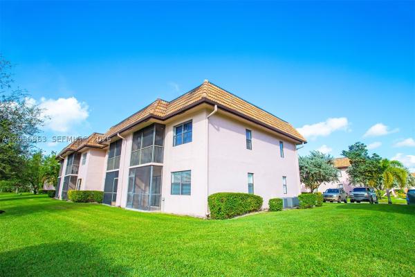 1000 NW 106th Ter #101, Pembroke Pines, Florida 33026, image 2