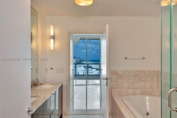 Continuum On South Beach The North Tower, 50 S Pointe Dr #2007, Miami Beach, Florida 33139, image 3